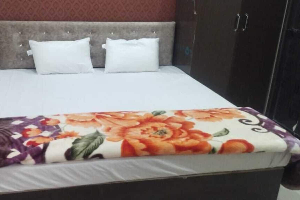 Deluxe Double Room | Free WiFi