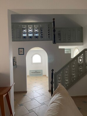 Interior - Villa Dar Othman (cap zebib)