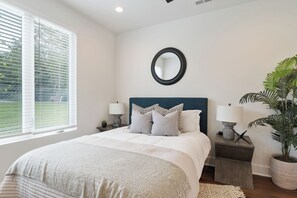 4 chambres, bureau, fer et planche à repasser, Wi-Fi gratuit