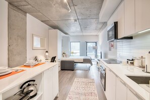 Fridge, microwave, oven, dishwasher