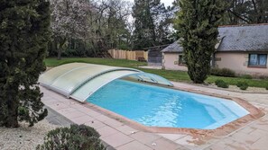 Pool - Magnificent Breton house for 15 p located in south brittany with private pool (Saint-Dolay)