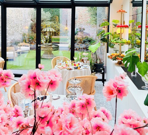 The Burgundy - Boutique B&B