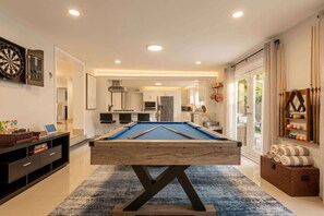 Spielezimmer