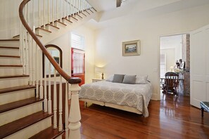 3 Schlafzimmer, Bügeleisen/Bügelbrett, WLAN, Bettwäsche