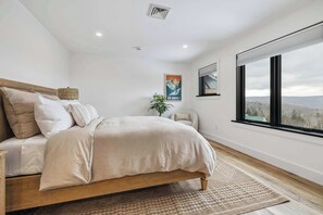 6 多间卧室、WiFi、床单