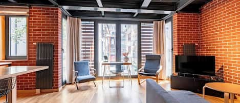 TV, offices