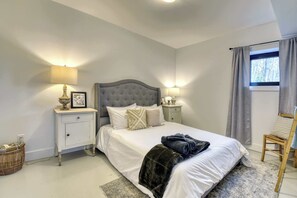 3 bedrooms, WiFi, bed sheets