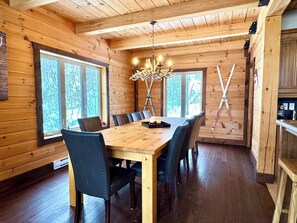 Dining - Ski Chalet - Mountain and Spa - Chalet Heritage (Saint-Philémon)