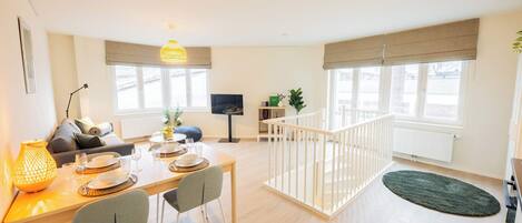 TV, stereo, offices