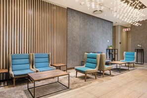 Lobby sitting area - KMG Apartments at Sandton Skye (Sandton)