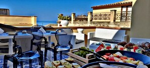 Breakfast buffet - Kéramos Luxury Rooms (Sciacca)