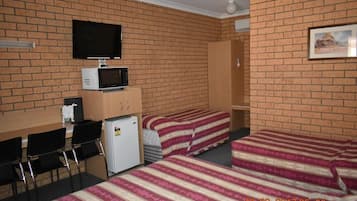 Perhehuone | Allergiatestatut vuodevaatteet, yksilöllisesti kalustettu