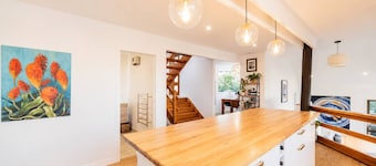 Sumner Beach 3BR | Cecil Wood | Hot Tub & Views
