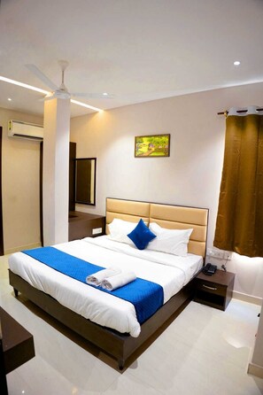 Deluxe Room | Free WiFi - Hotel Swastik (Amritsar)