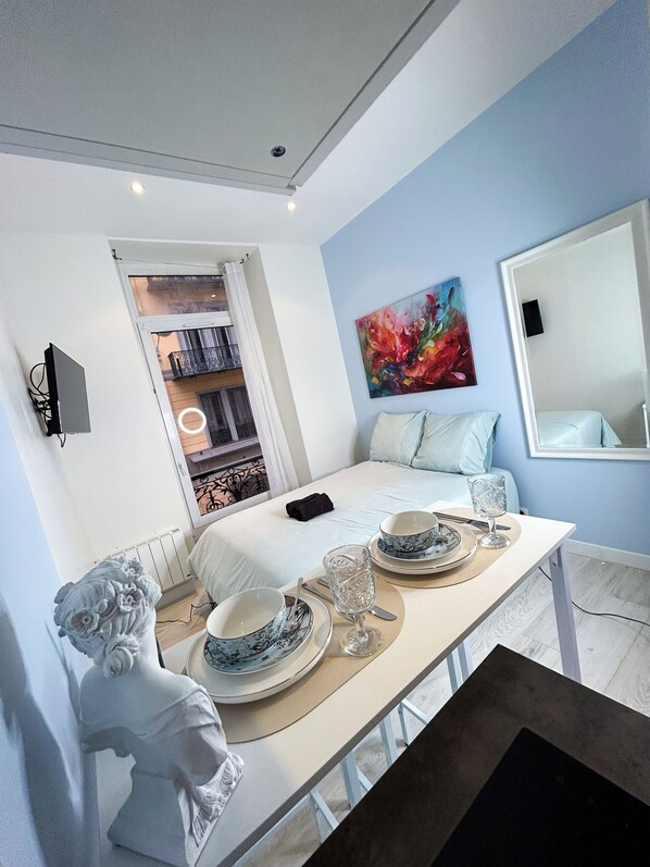 1 bedroom, free WiFi, bed sheets - Soleil bleu Nice center (Nice)