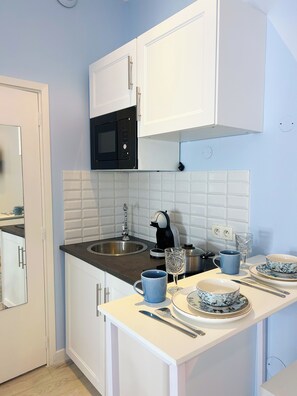 Fridge, microwave, stovetop, dishwasher - Soleil bleu Nice center (Nice)