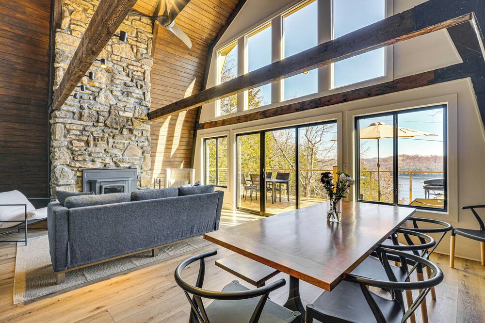 Fish, Swim & Kayak: Spacious Beaver Lake Home! - Busch, AR