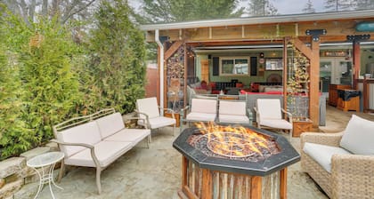 < 10 Mi to Trinity River: Family Home w/ Hot Tub!
