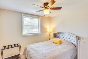 House (3 Bedrooms) | Interior - 14 Mi to Montgomery: Updated Home Near Maxwell AFB (Prattville)