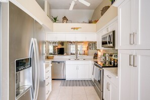 House (3 Bedrooms) | Interior - Fort Myers Vacation Rental w/ Lanai & Private Pool (Fort Myers)