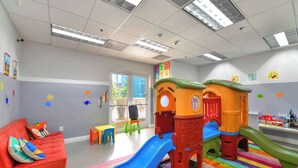 Children's area - Modern 1BR | Free Parking | Pool | Gym (Brickell)