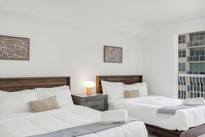 1 bedroom, iron/ironing board, WiFi, bed sheets - Modern 1BR | Free Parking | Pool | Gym (Brickell)
