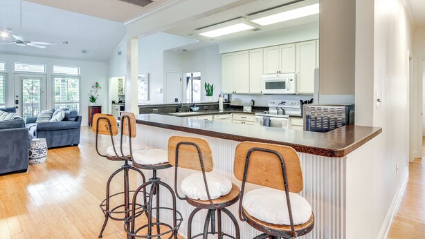 House (4 Bedrooms) | Interior - Pool, Fire Pit & Tennis Court: Gem in Bay St Louis (Bay St Louis)
