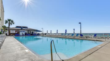 Apartment (3 Bedrooms) | Front of property