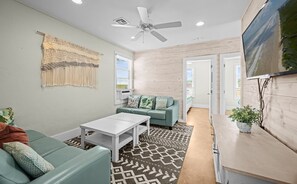 TV, offices - Rooftop Deck, Pool & Pet Friendly | Near Beach - Rooftop Terrace (Port Aransas)