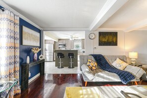 Casa (2 Bedrooms) | Interior