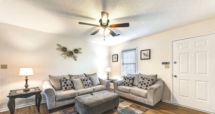 Deck & Fenced Yard: Family Home in Winterville