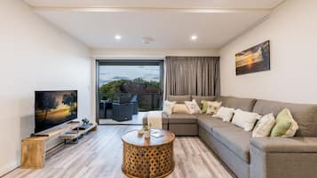 Smart TV, videogames, livros