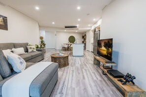 Smart TV, video games, books