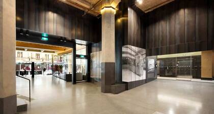 VAQUAY The Gilded Nook in CBD | Unique Tailored Artisan Atelier on Swanston St