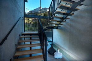 Interior - Tarentaal Kloof: Where luxury blends with nature at this newly constructed villa (Cape Town)