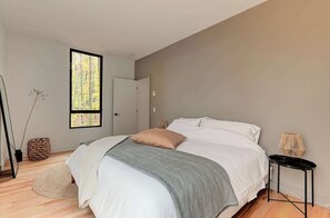 2 habitaciones, escritorio, wifi y ropa de cama 