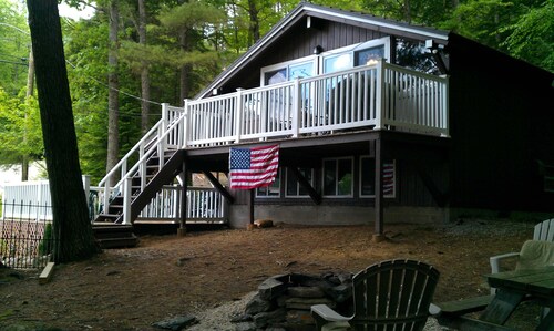 Serene Forest Chalet - A White Mountains Adventure
