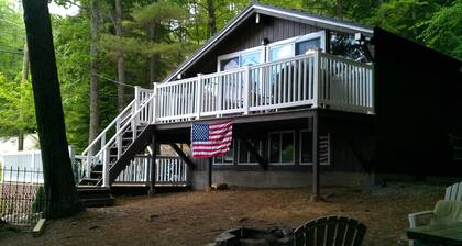 Serene Forest Chalet - A White Mountains Adventure