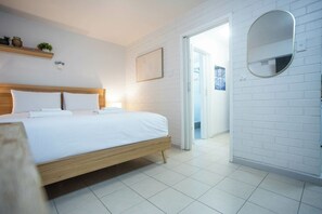 Room - King George Nest - With Parking in Victoria Park! (Victoria Park)