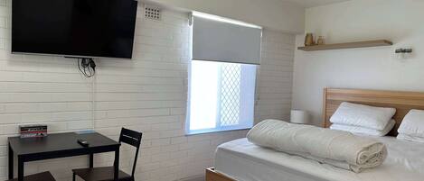 1 sovrum, strykjärn/strykbräda, internet och sängkläder