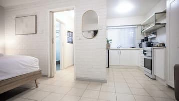 1 bedroom, iron/ironing board, internet, bed sheets
