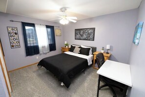 6 makuuhuonetta, silitysrauta/-lauta, Wi-Fi, vuodevaatteet