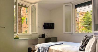 Casa Due Agosto, sleek and central
