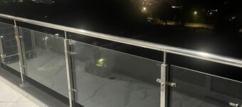 Vedic Kumbha in Prayagraj with AC & WiFi – Perfect for Comfortable Living.