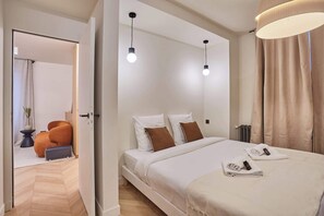 3 bedrooms, iron/ironing board, WiFi, bed sheets - Superb AC apartment Center of Paris Le Marais (Paris)