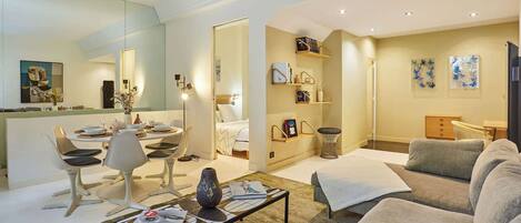 3 camere, una scrivania, ferro/asse da stiro, Wi-Fi