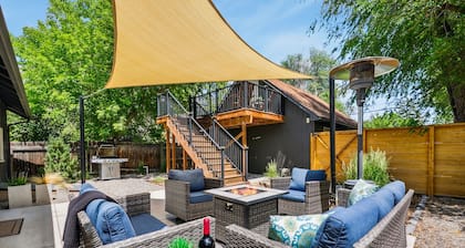 Chic Luxury Retreat in Old Town Walk Everywhere!