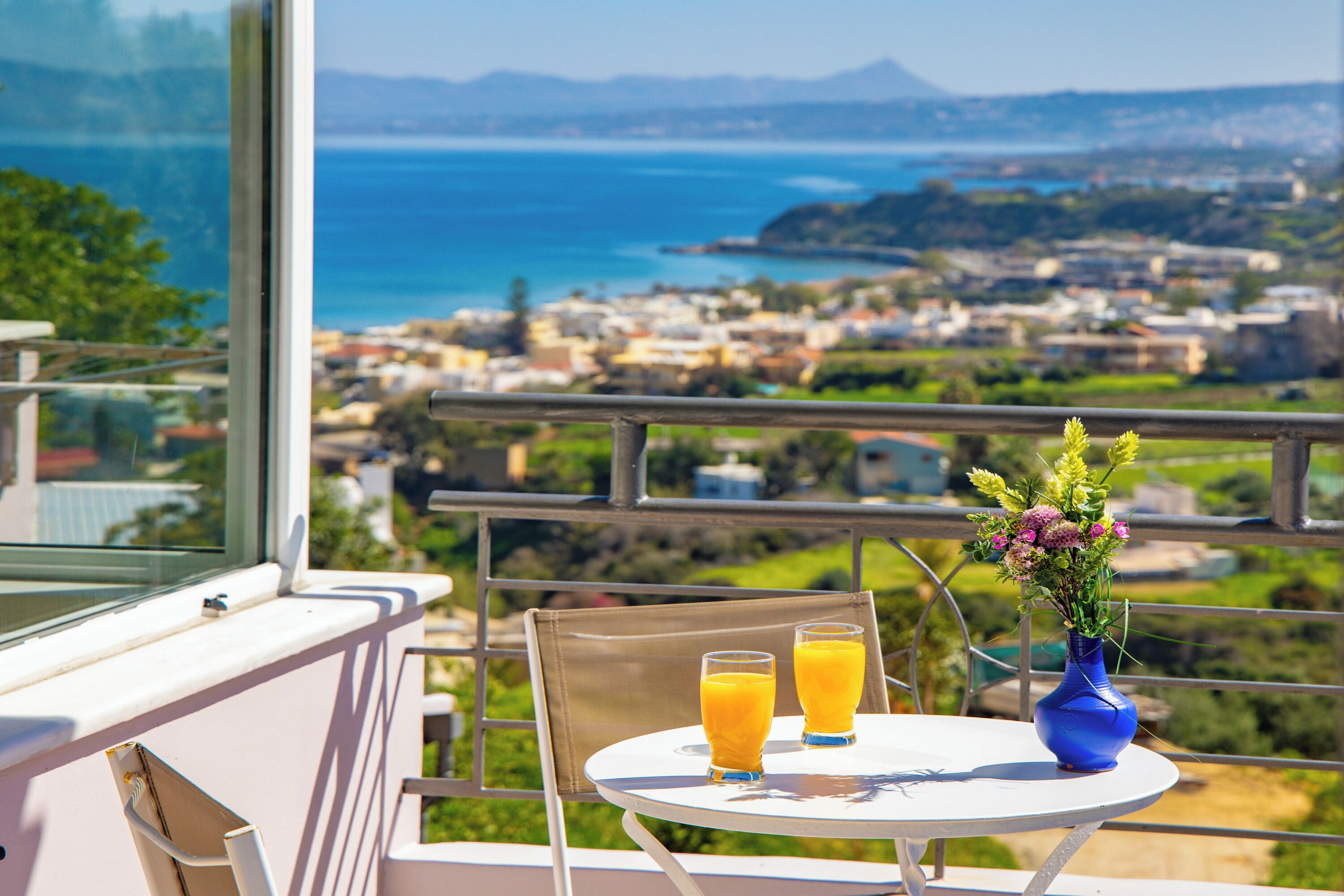 Villa, vistas al mar | Balcón