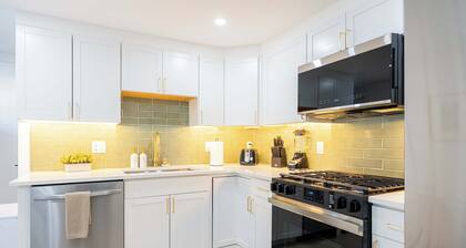 Modern East Boston 2 Bed 2 Bath