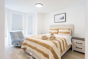 2 dormitorios, tabla de planchar con plancha, wifi y ropa de cama